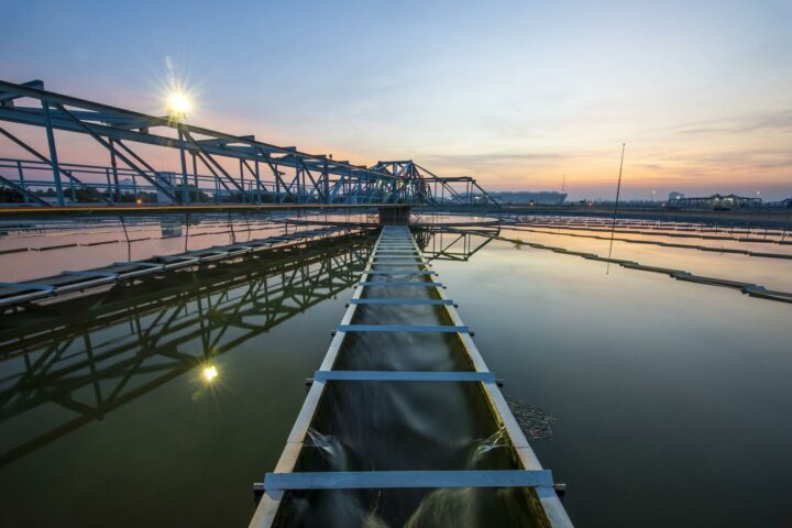 Mise en conformité des stations d’épuration: les défis techniques de la directive DERU 2